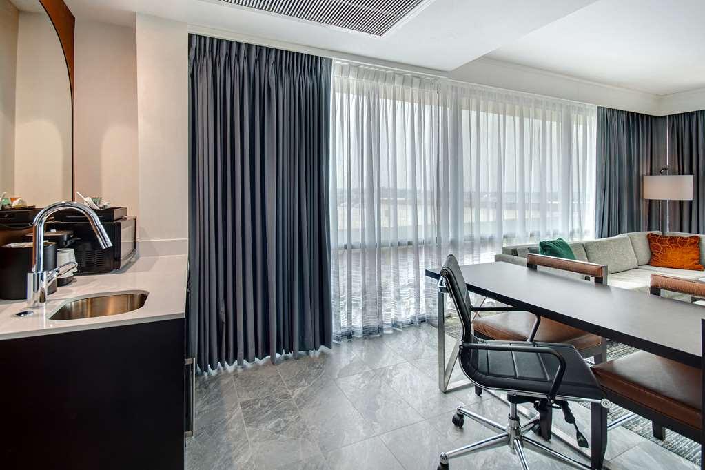 Embassy Suites By Hilton Alpharetta Halcyon Chambre photo