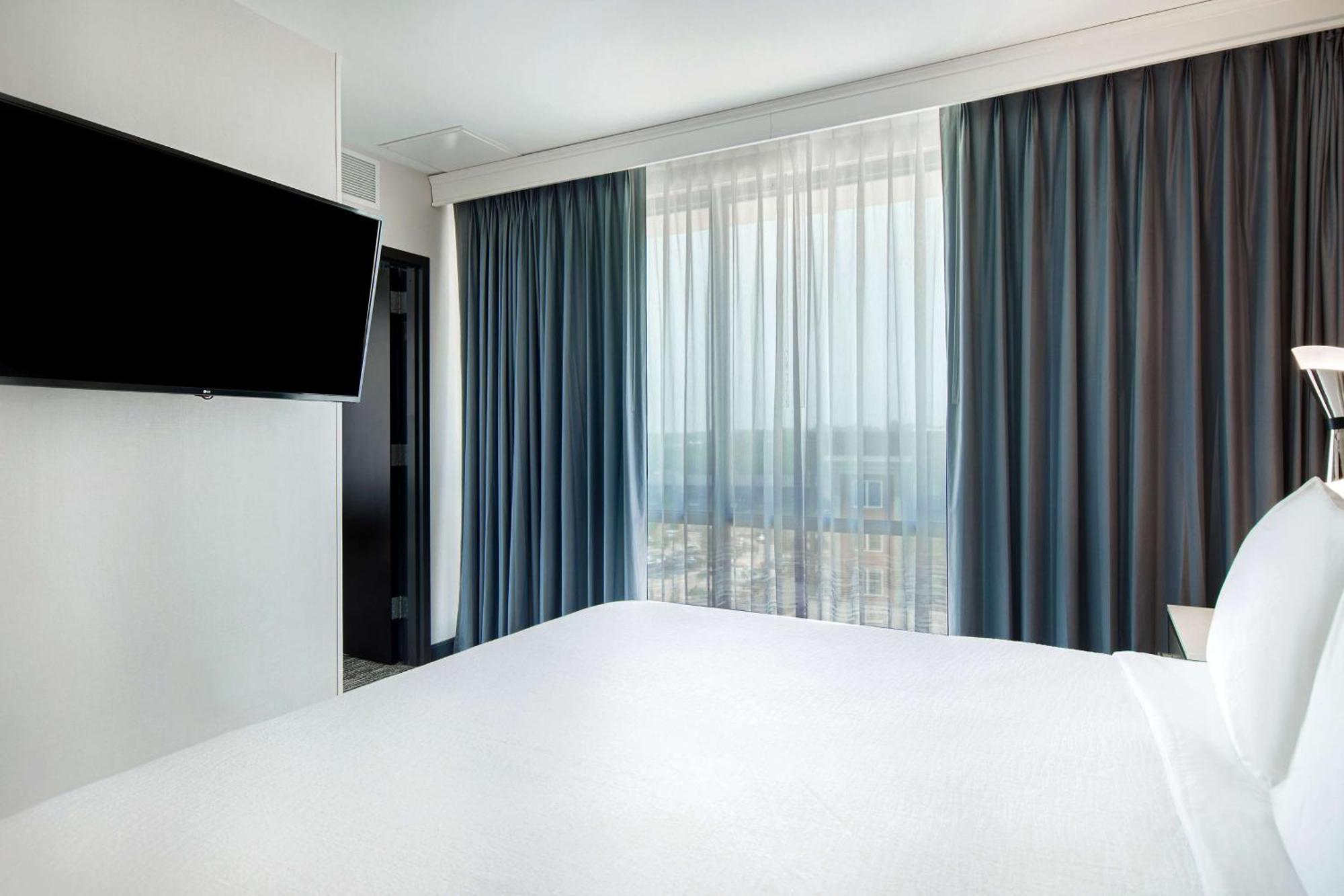 Embassy Suites By Hilton Alpharetta Halcyon Extérieur photo
